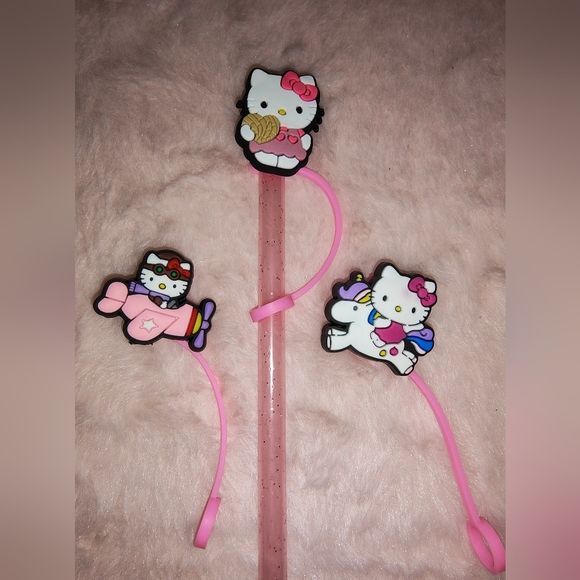Hello kitty straw caps - Picture 3 of 3